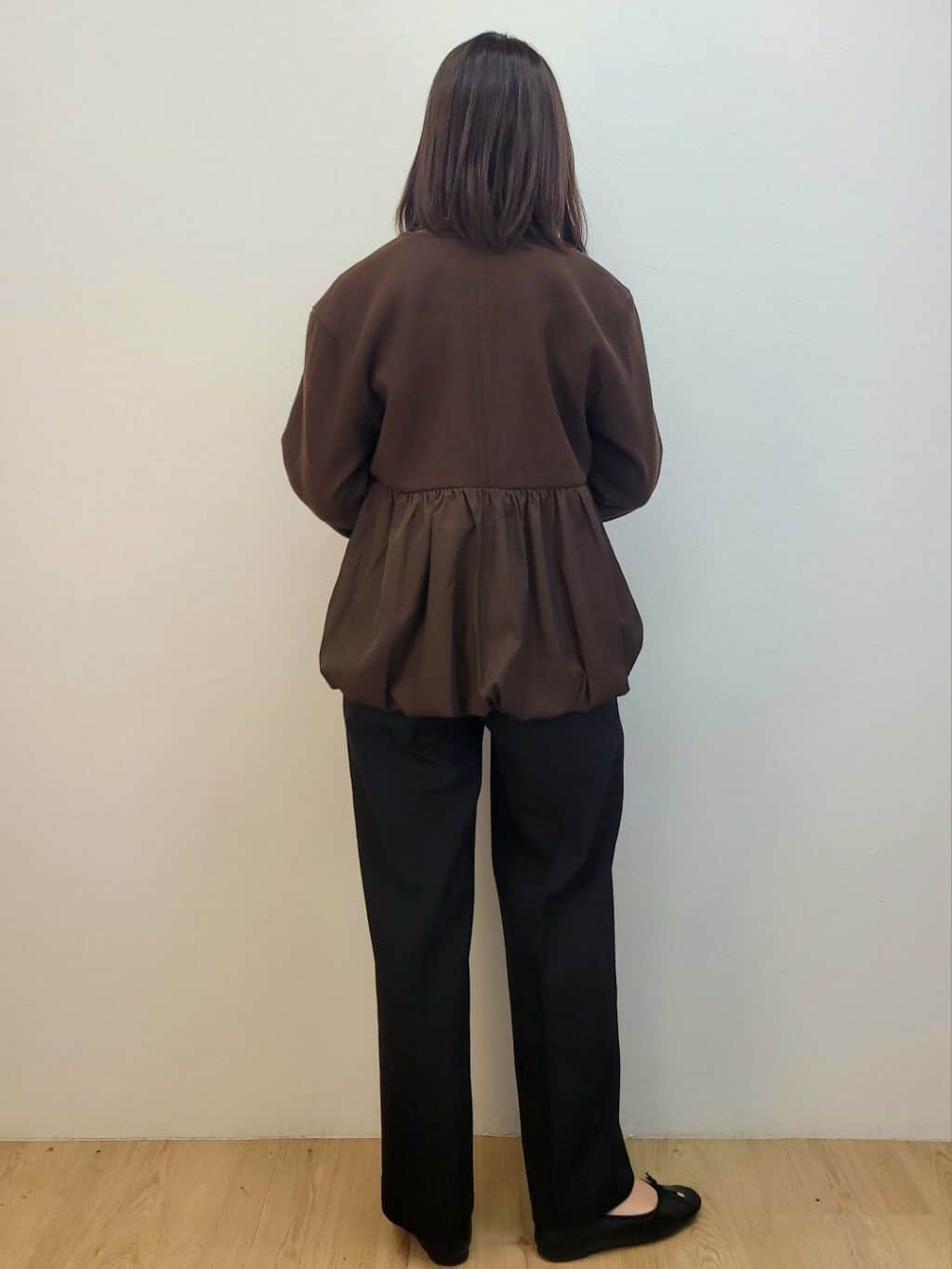 LISAさんの「OPAQUE.CLIP｜ウールライクペプラムドッキングアウター【洗濯機洗い可】」を使ったコーディネート