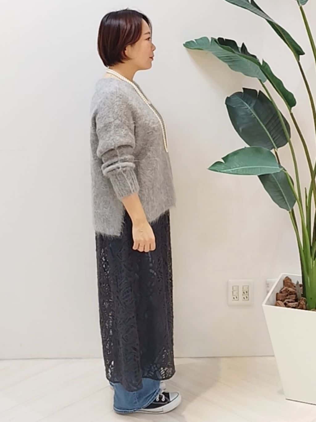 s u g iさんの「UNTITLED｜【ゆったり】アルパカ混シャギーニット」を使ったコーディネート