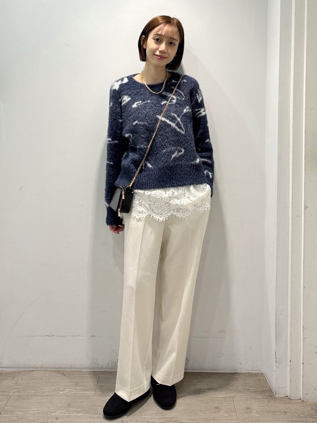 ぶまりんさんの「OPAQUE.CLIP｜アート柄シャギーニット【洗濯機OK】」を使ったコーディネート