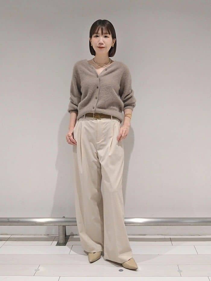 suzuさんの「UNTITLED｜【ふわふわニット/前後2WAY】フォックスカシミヤカーディガン」を使ったコーディネート