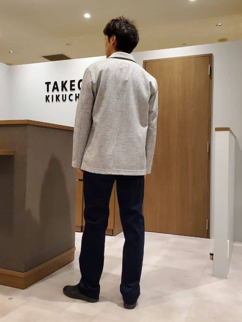 ishidaさんの「TAKEO KIKUCHI｜【尾州織】ショールカラー カーディガン」を使ったコーディネート