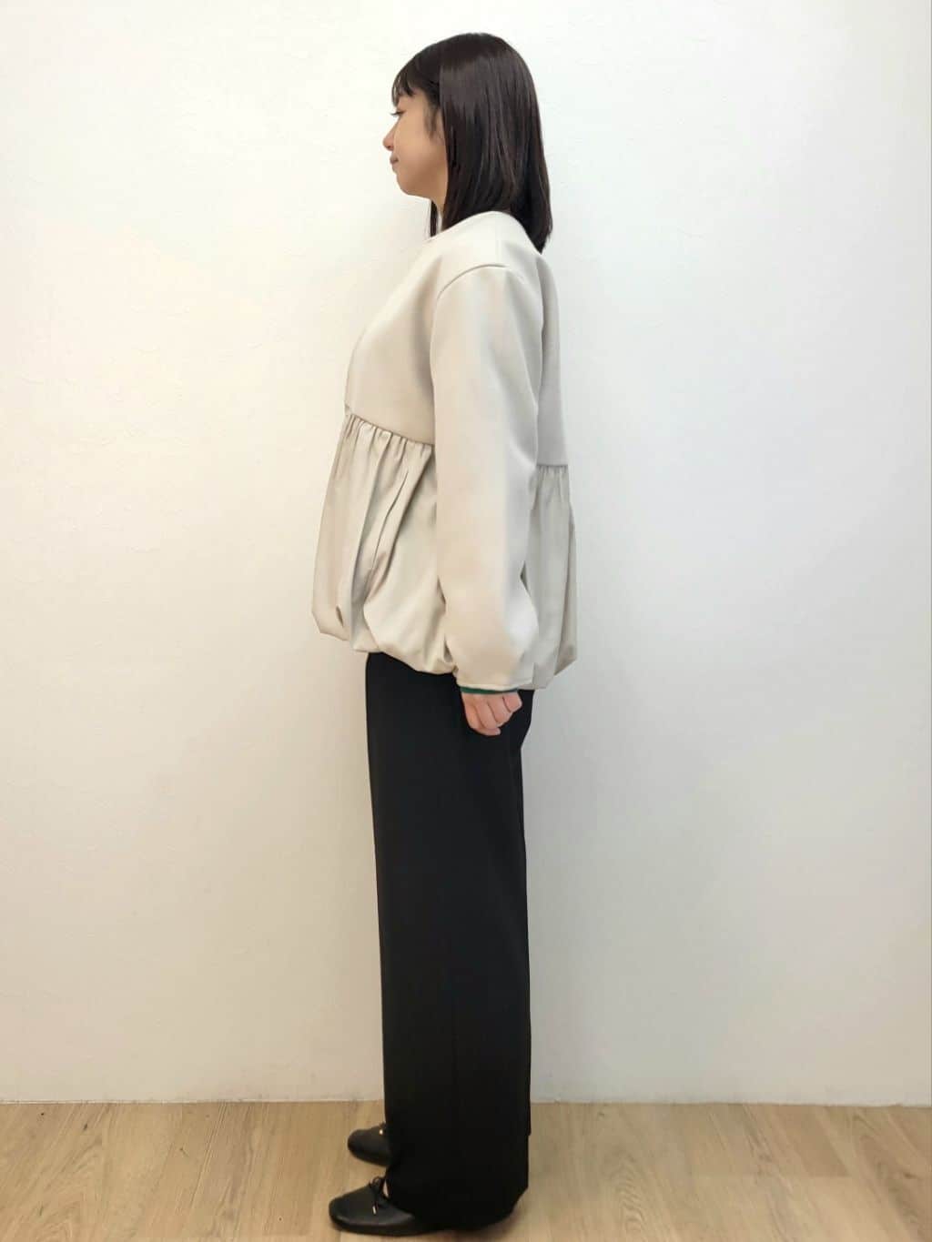 LISAさんの「OPAQUE.CLIP｜ウールライクペプラムドッキングアウター【洗濯機洗い可】」を使ったコーディネート