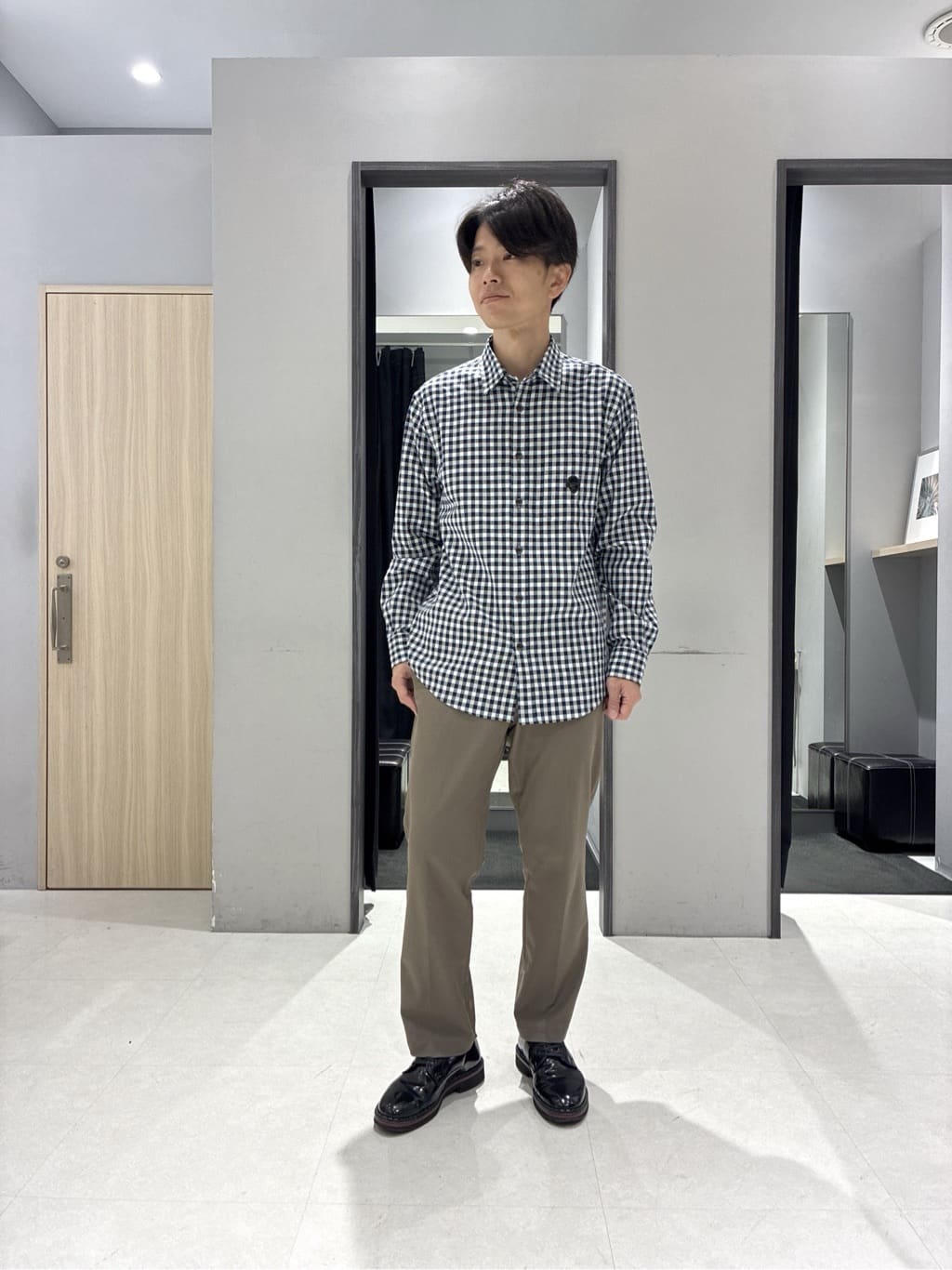 わいずみさんの「TAKEO KIKUCHI｜【JUST ONE LAYER】ダウンファブリック ジップアップ リブ ブルゾン」を使ったコーディネート