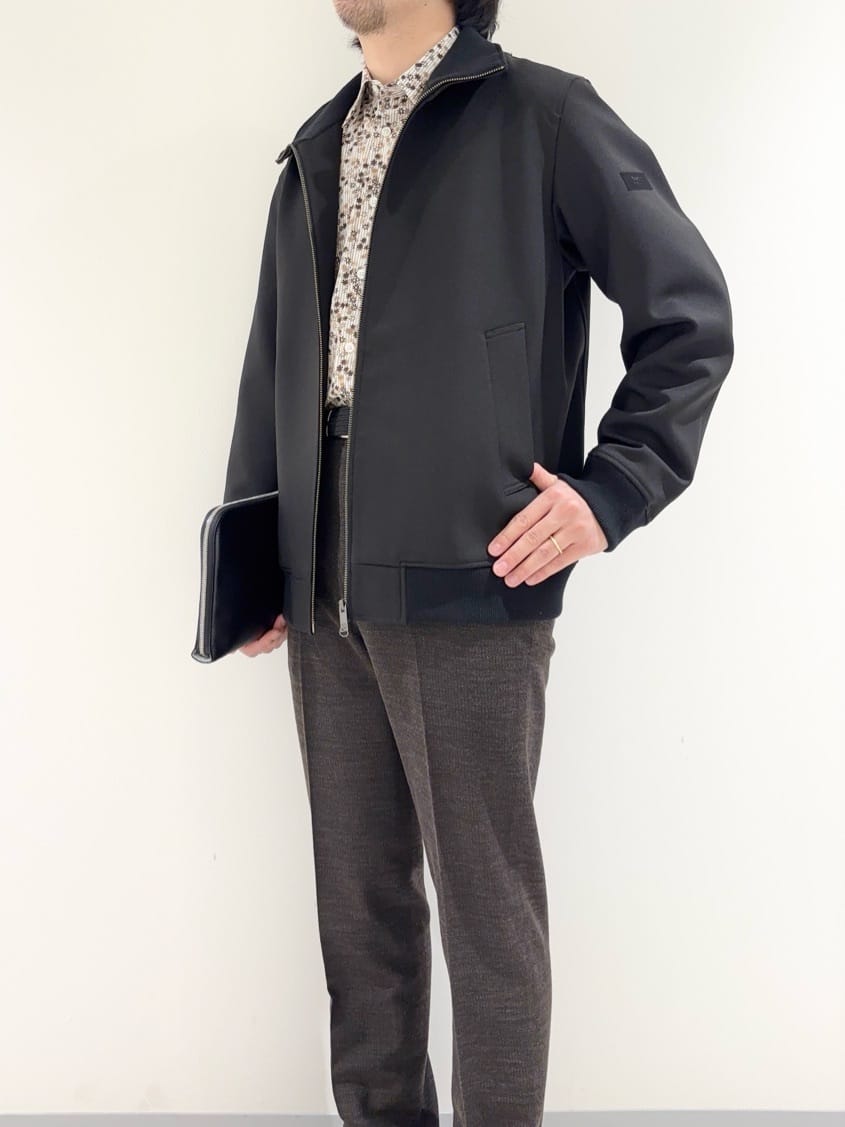 及川さんの「TAKEO KIKUCHI｜【JUST ONE LAYER】ダウンファブリック ジップアップ リブ ブルゾン」を使ったコーディネート