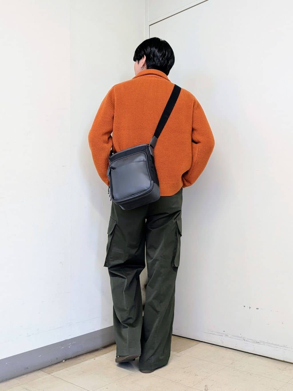 ryoさんの「TAKEO KIKUCHI｜ウール混 モックネック プルオーバー」を使ったコーディネート