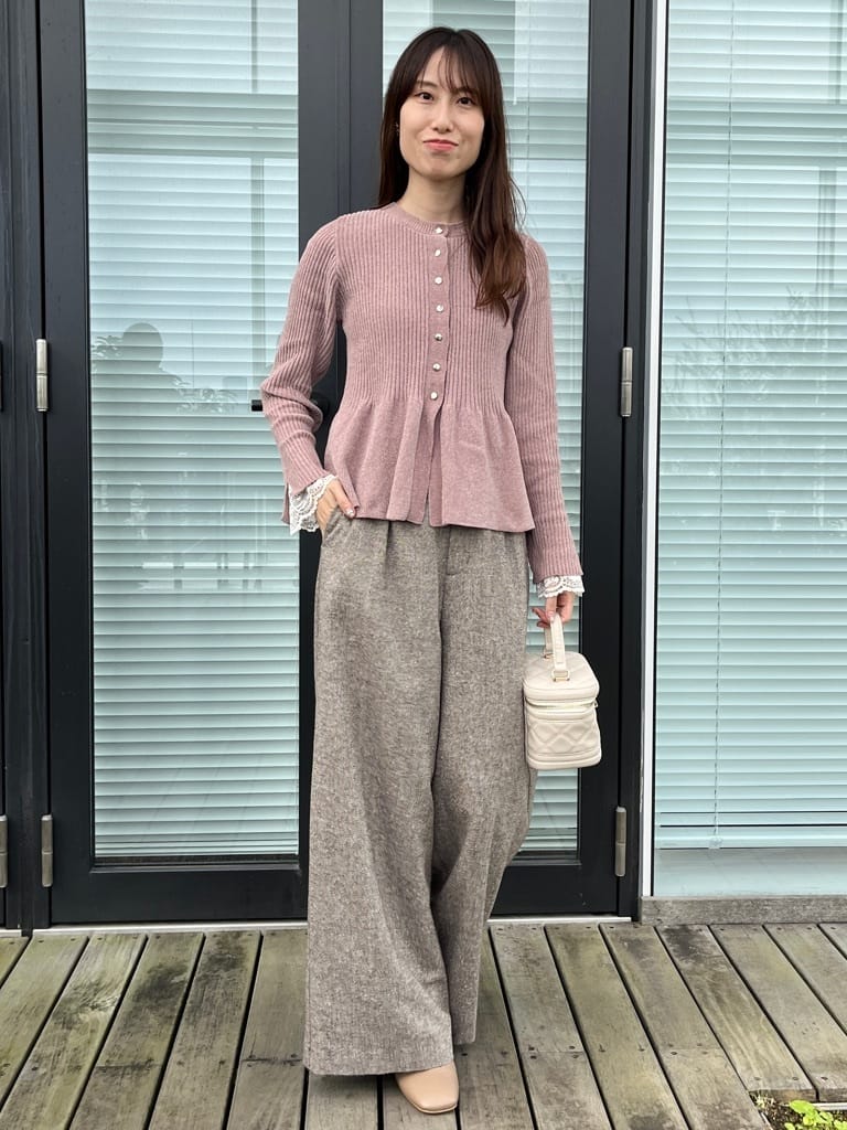 はばさんの「Couture brooch｜【冬の名品・撥水】愛されダウン」を使ったコーディネート