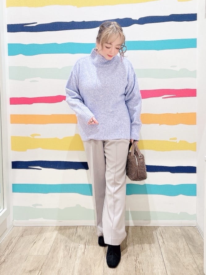 Peeさんの「SHOO･LA･RUE｜【洗濯機可/S-LL/高レビュー】上品シルエットで美しい イージーワイドパンツ」を使ったコーディネート