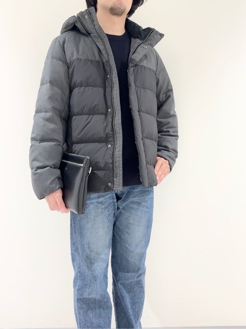 及川さんの「TAKEO KIKUCHI｜カラーコンビ ダウンブルゾン」を使ったコーディネート