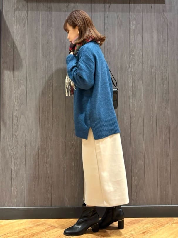 meiさんの「SHOO･LA･RUE｜【S-LL/あったか】すらりときれい見え ベイカー風ナロースカート」を使ったコーディネート