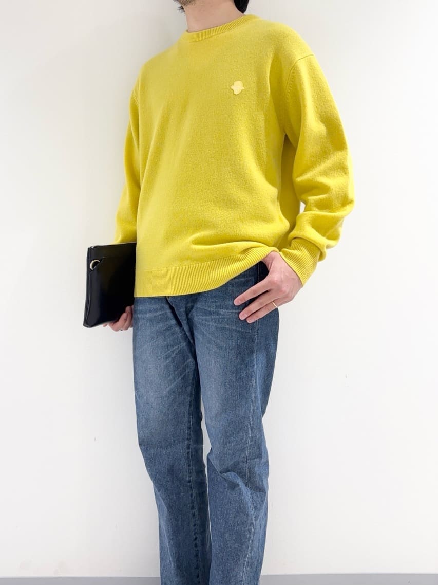及川さんの「TAKEO KIKUCHI｜【Air Palette Knit】ワンポイント カラーニット プルオーバー」を使ったコーディネート