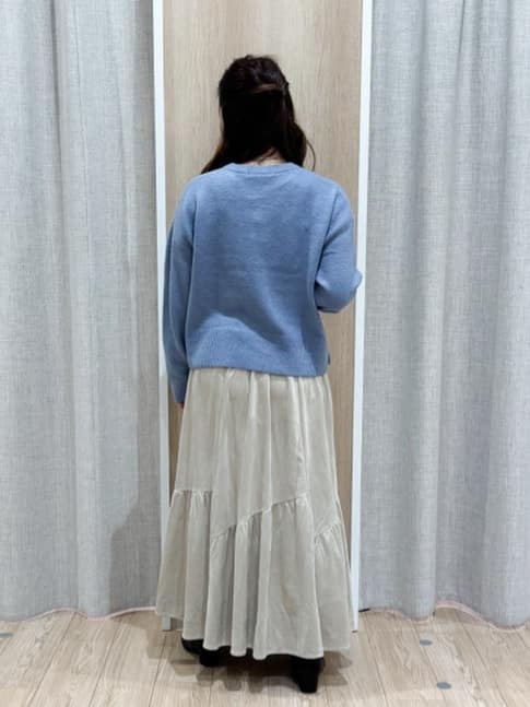 sachiさんの「grove｜【洗える】レイヤードにもおすすめ！サイド釦ニット」を使ったコーディネート