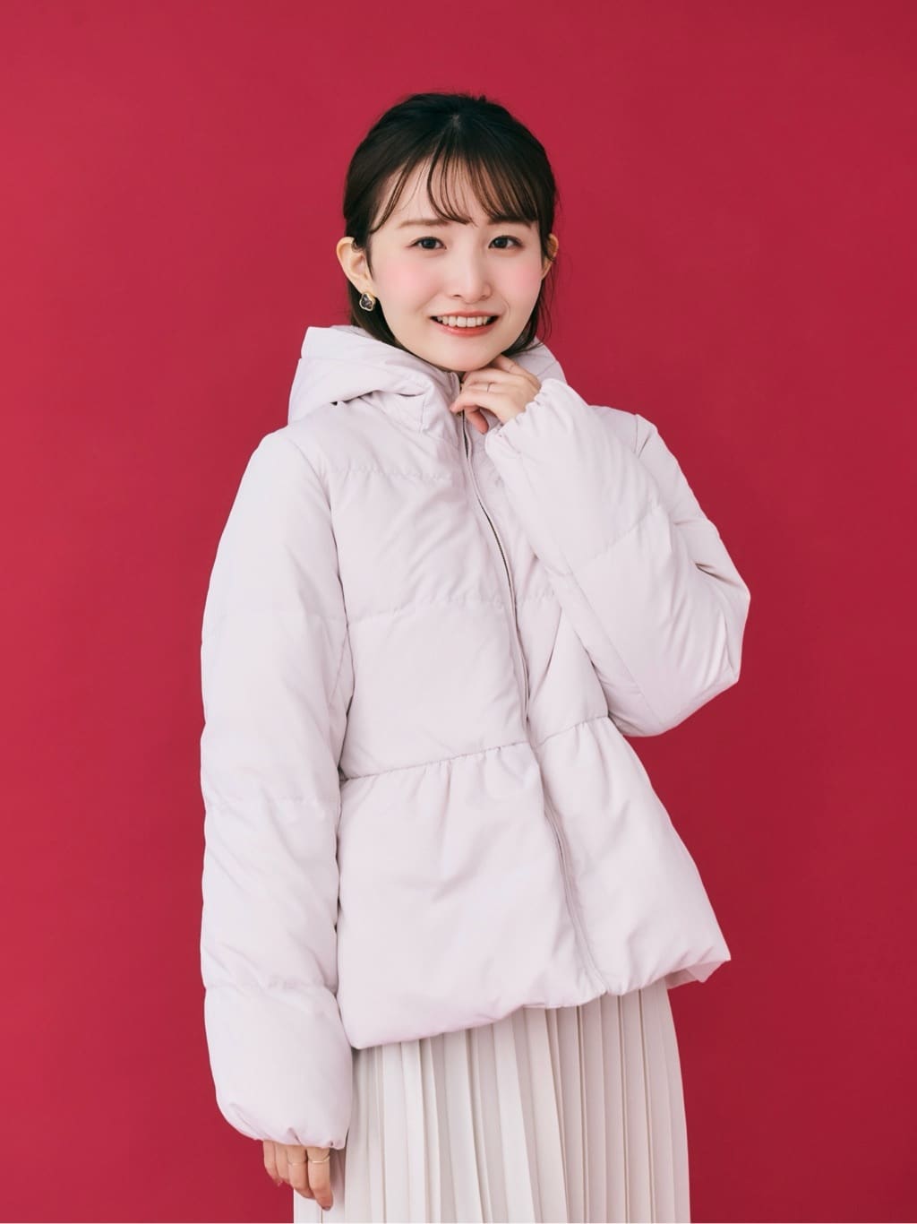 みさかさんの「index｜KAWADAダウンペプラムショートコート【撥水／洗濯機OK／静電気防止裏地】」を使ったコーディネート