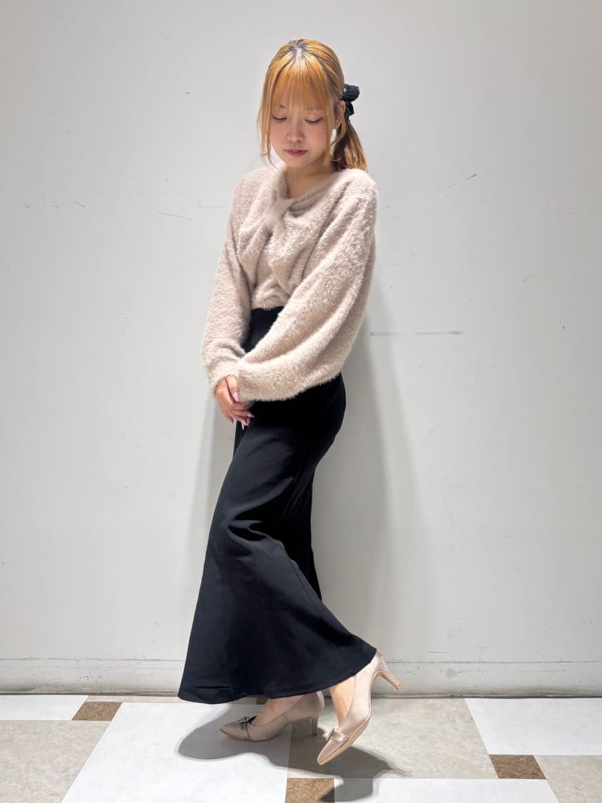 せらら⭐️さんの「ESPERANZA｜【12時間パンプス】約7．5cm／ビジューベルト パーティ-結婚式に最適」を使ったコーディネート