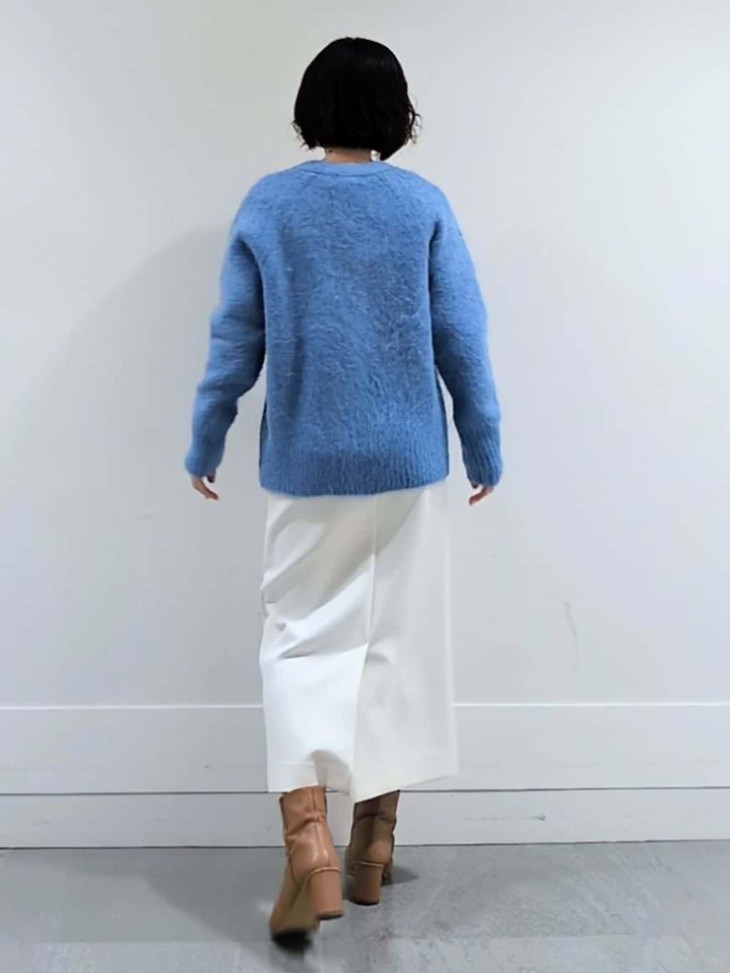 ミズタさんの「UNTITLED｜【ゆったり】アルパカ混シャギー カーディガン」を使ったコーディネート