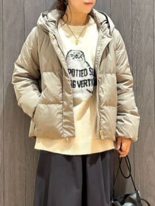 meiさんの「SHOO･LA･RUE｜【撥水/洗える】ショートフーディーダウン」を使ったコーディネート