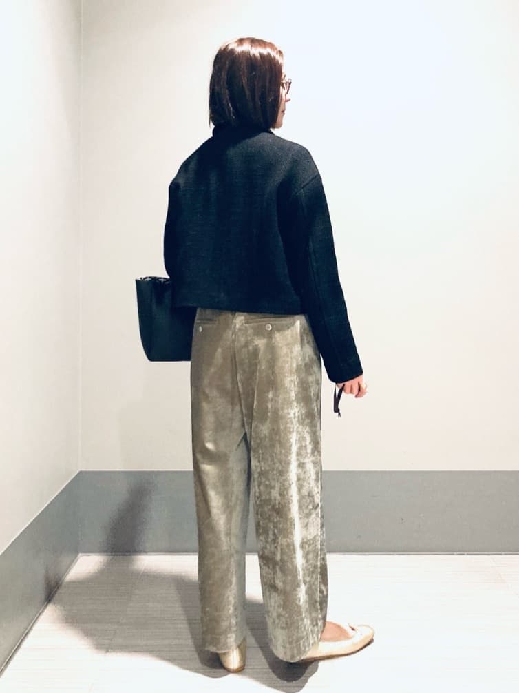 Furuさんの「DRESSTERIOR｜ソフト別珍イージーパンツ」を使ったコーディネート