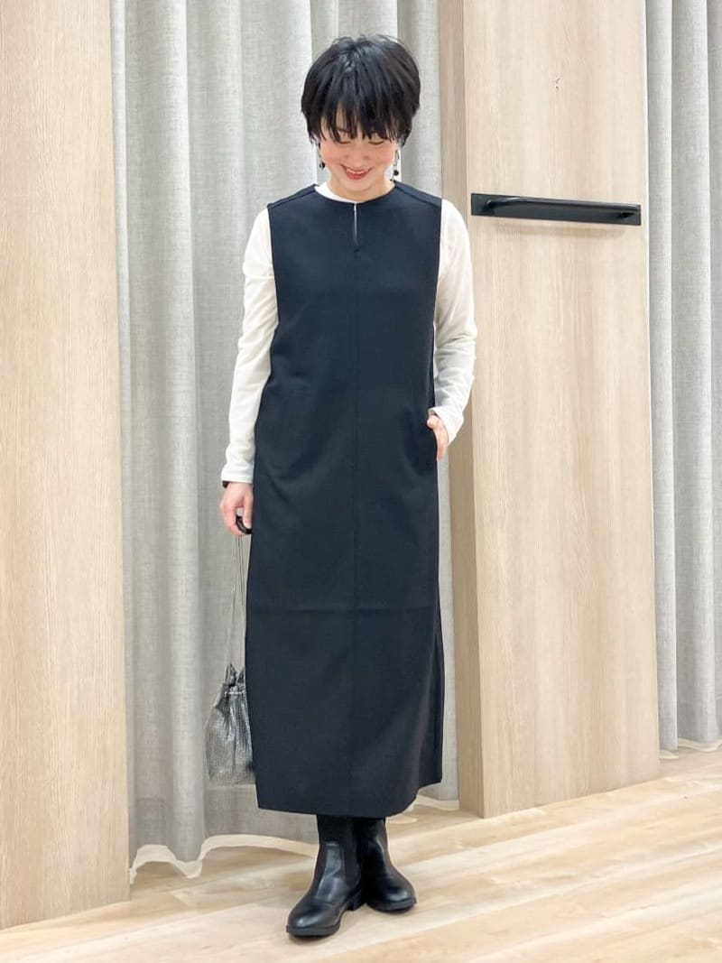Keiさんの「grove｜【2WAY/美シルエット】着こなし自在のジャンドレワンピース」を使ったコーディネート