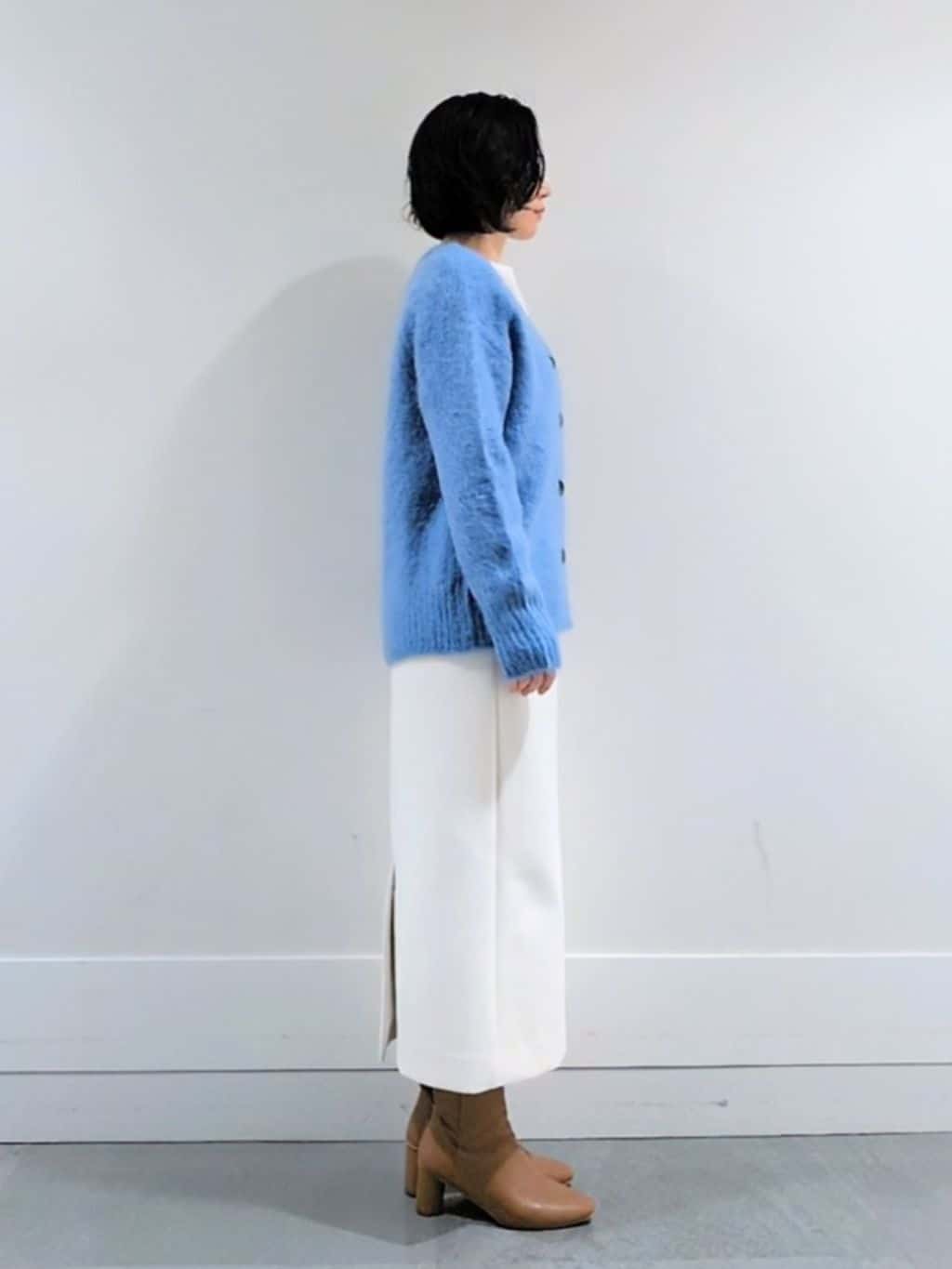 ミズタさんの「UNTITLED｜【ゆったり】アルパカ混シャギー カーディガン」を使ったコーディネート