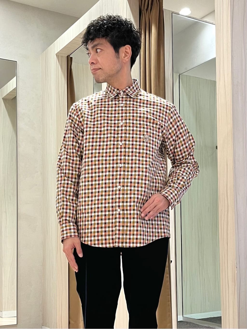 URAさんの「TAKEO KIKUCHI｜【JUST ONE LAYER】ダウンファブリック ジップアップ リブ ブルゾン」を使ったコーディネート