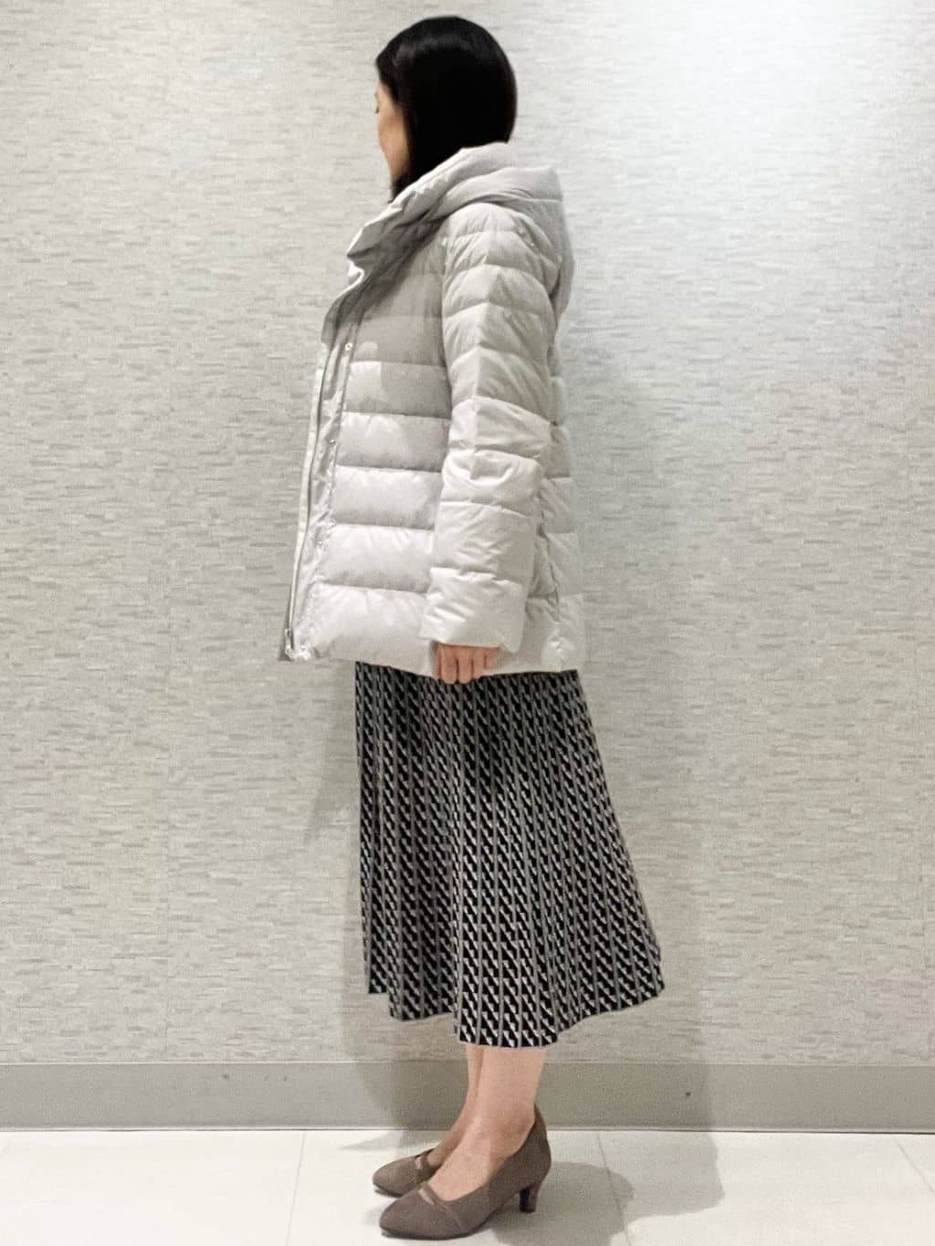 marikoさんの「Reflect｜【WEB先行カラーあり／セットアップ可】幾何調柄ニットスカート」を使ったコーディネート