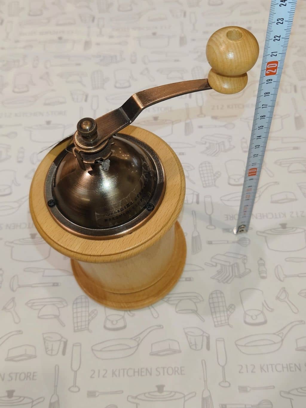 PANタナカさんの「212 KITCHEN STORE｜コーヒーミル・コラム ＜HARIO ハリオ＞」を使ったコーディネート