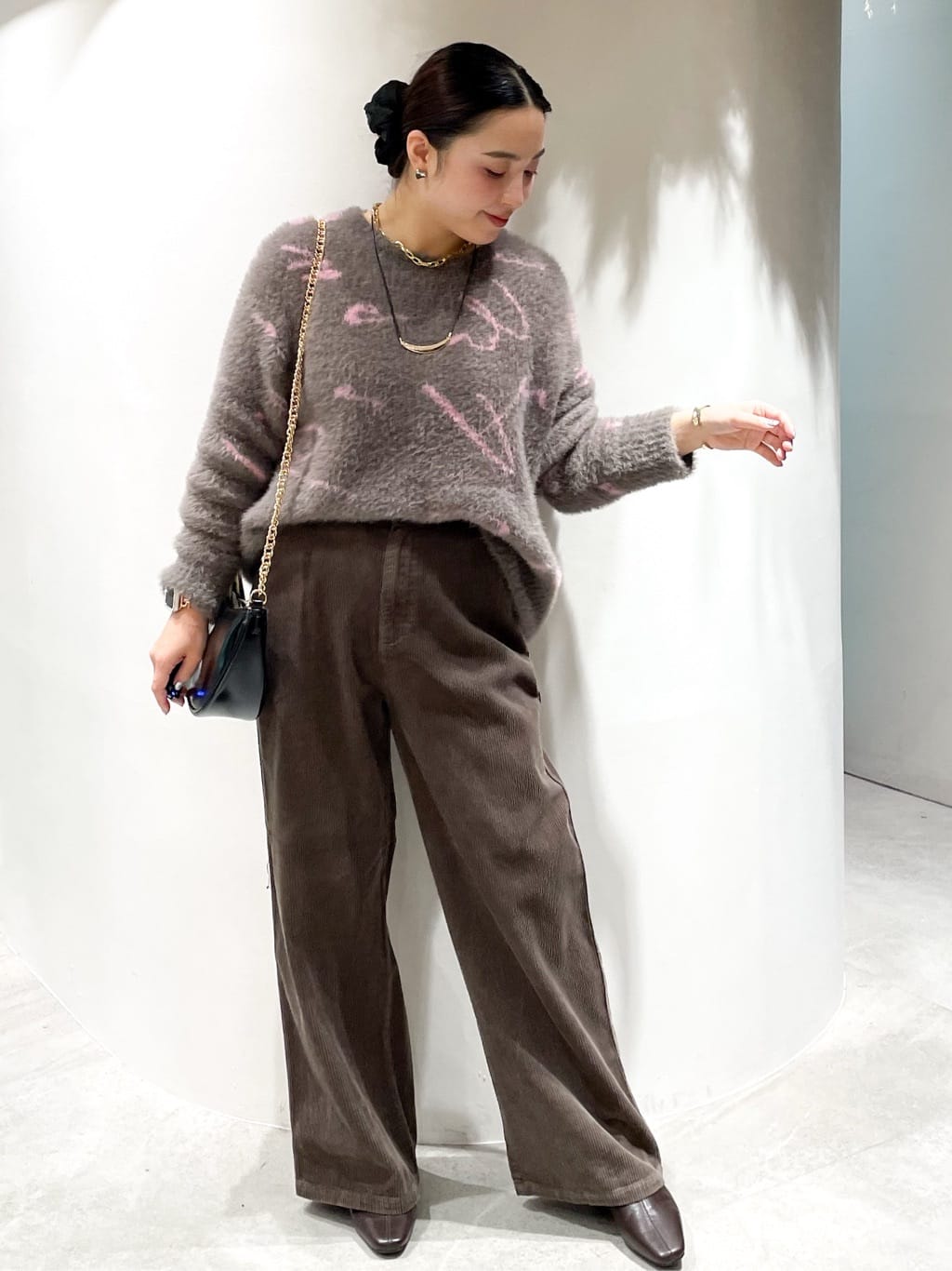 かりんさんの「OPAQUE.CLIP｜アート柄シャギーニット【洗濯機OK】」を使ったコーディネート