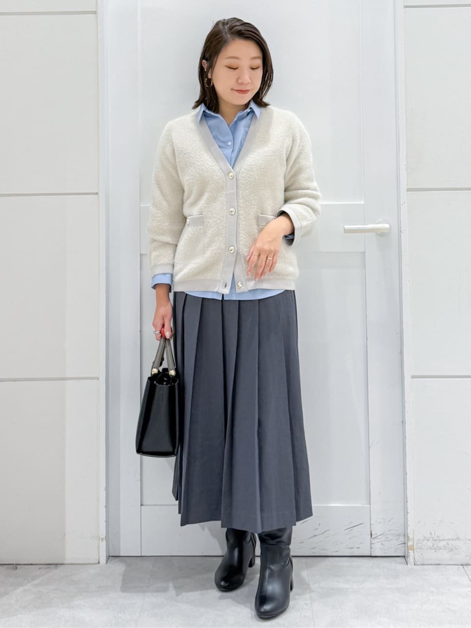 yuka.aさんの「OPAQUE.CLIP｜ポケット刺繍レギュラーカラーシャツ【洗濯機OK】」を使ったコーディネート
