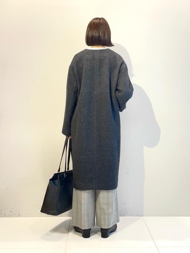 murayamaさんの「INDIVI｜【軽量／ウール混】ライトフォルム ロングコート」を使ったコーディネート