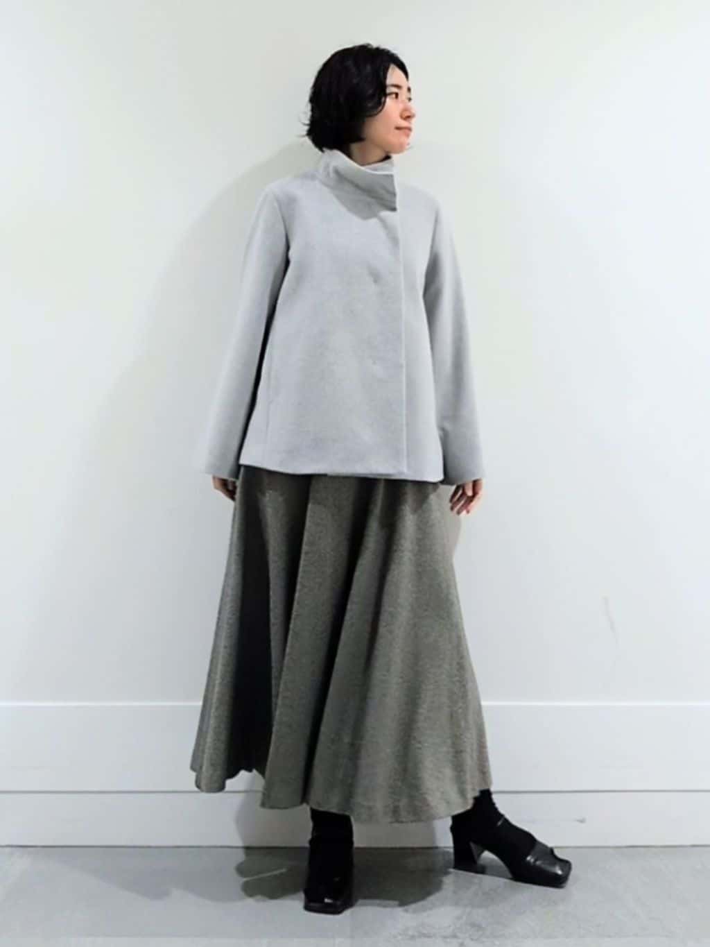 ミズタさんの「UNTITLED｜【着回しが効く／オンオフアウター】ウールショートコート」を使ったコーディネート