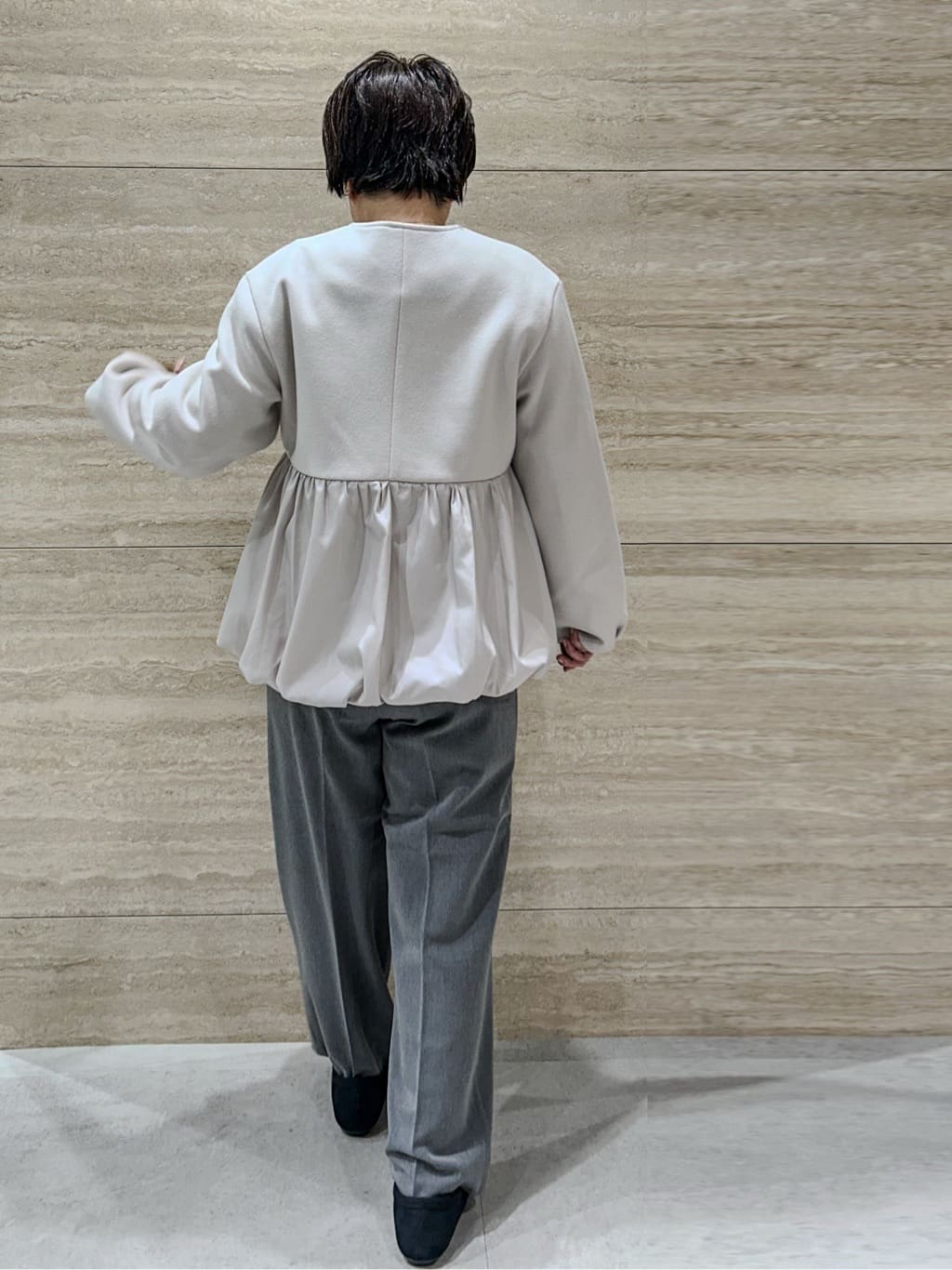 NAMIさんの「OPAQUE.CLIP｜ウールライクペプラムドッキングアウター【洗濯機洗い可】」を使ったコーディネート