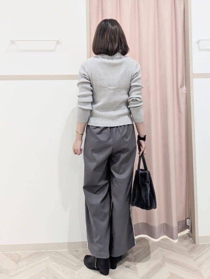 miyuさんの「SHOO･LA･RUE｜サイドレースワイドパンツ」を使ったコーディネート
