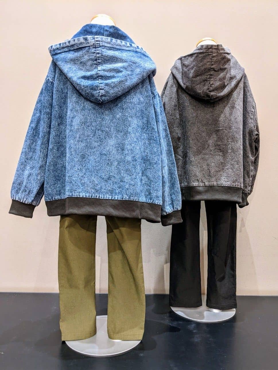 vacheさんの「SHOO･LA･RUE｜【130-150cm】デニムフードブルゾン」を使ったコーディネート