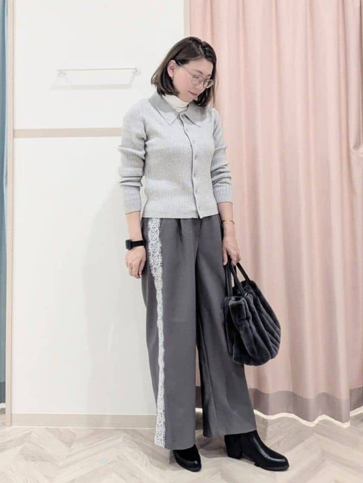 miyuさんの「SHOO･LA･RUE｜サイドレースワイドパンツ」を使ったコーディネート