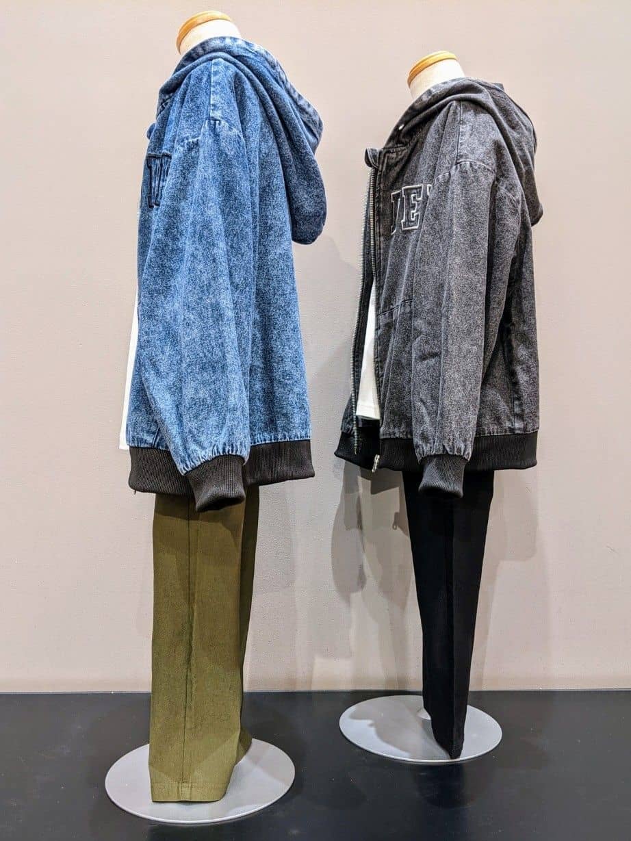 vacheさんの「SHOO･LA･RUE｜【130-150cm】デニムフードブルゾン」を使ったコーディネート