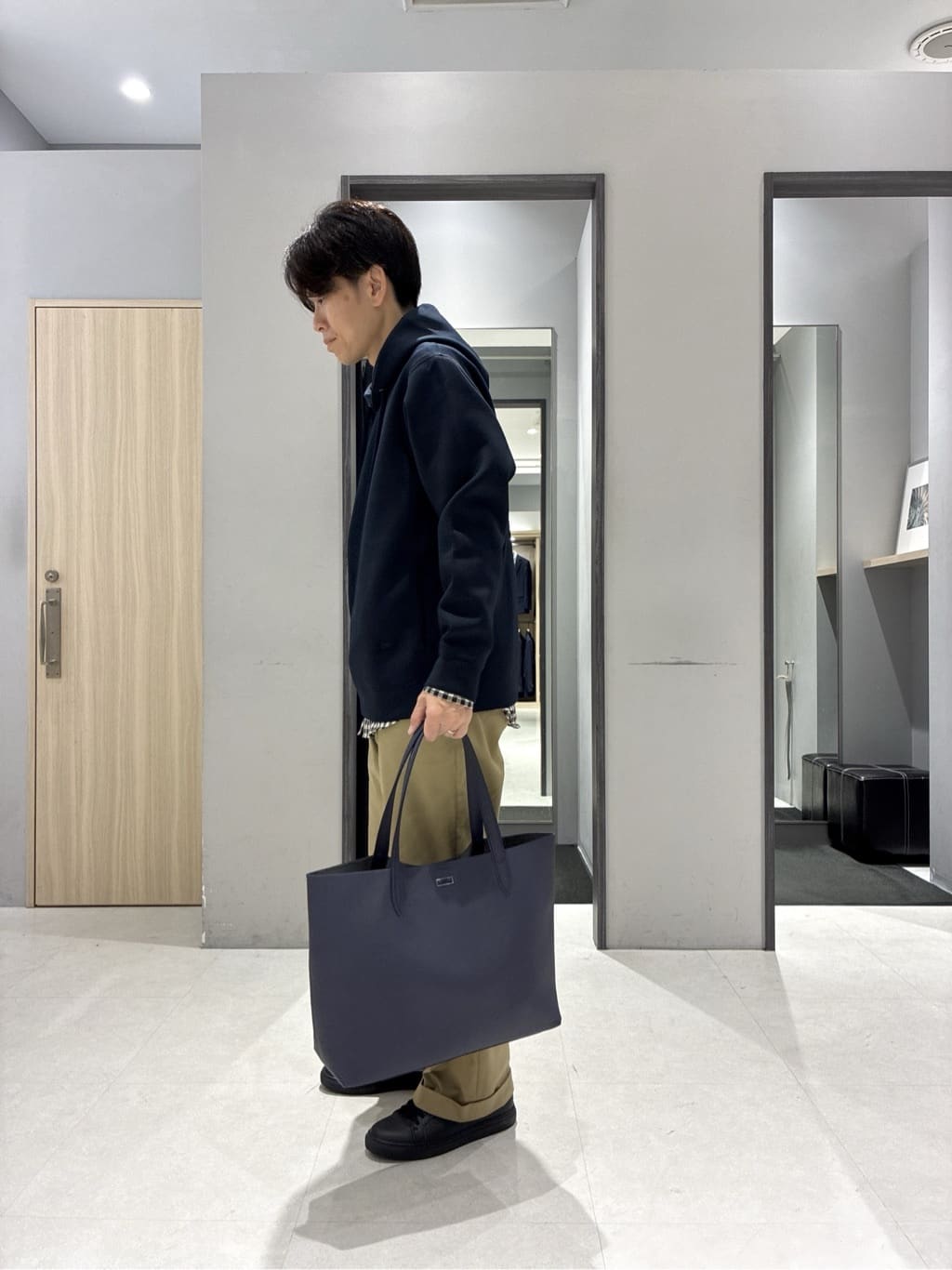 わいずみさんの「TAKEO KIKUCHI｜マルチギンガムチェック シャツ」を使ったコーディネート