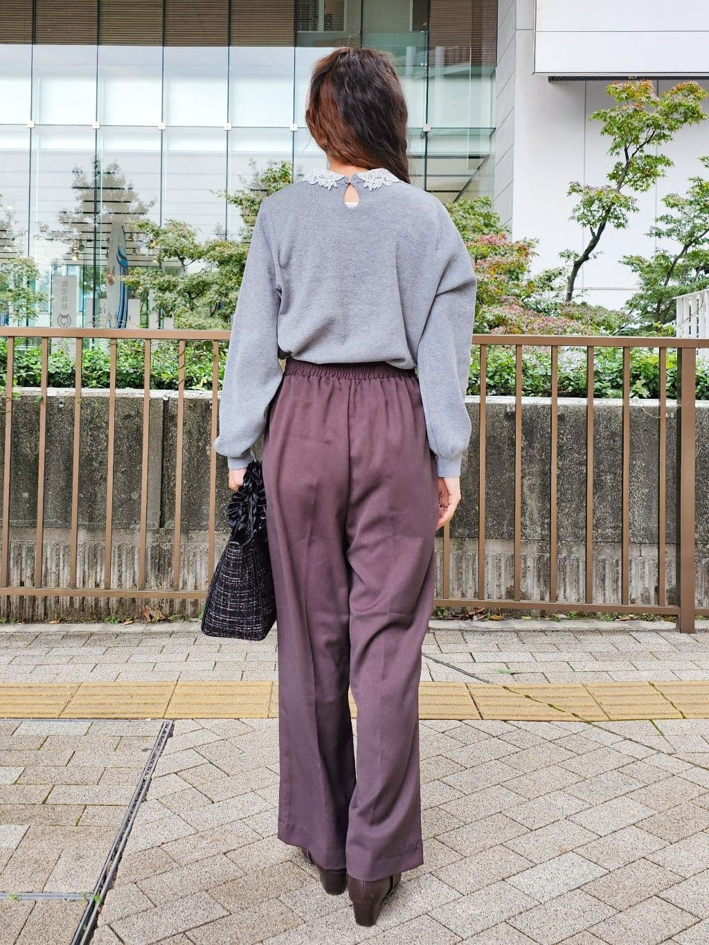 ゆゆさんの「SHOO･LA･RUE｜【洗濯機可/S-LL/高レビュー】上品シルエットで美しい イージーワイドパンツ」を使ったコーディネート