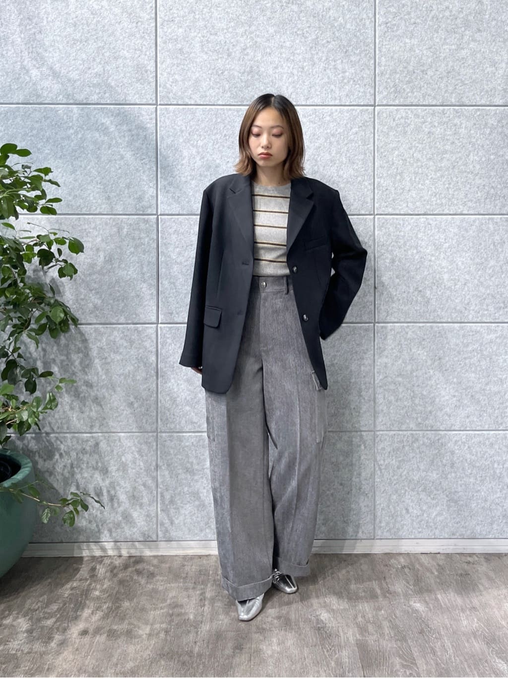 Harukaさんの「INDIVI｜ダブルクロスオーバージャケット」を使ったコーディネート