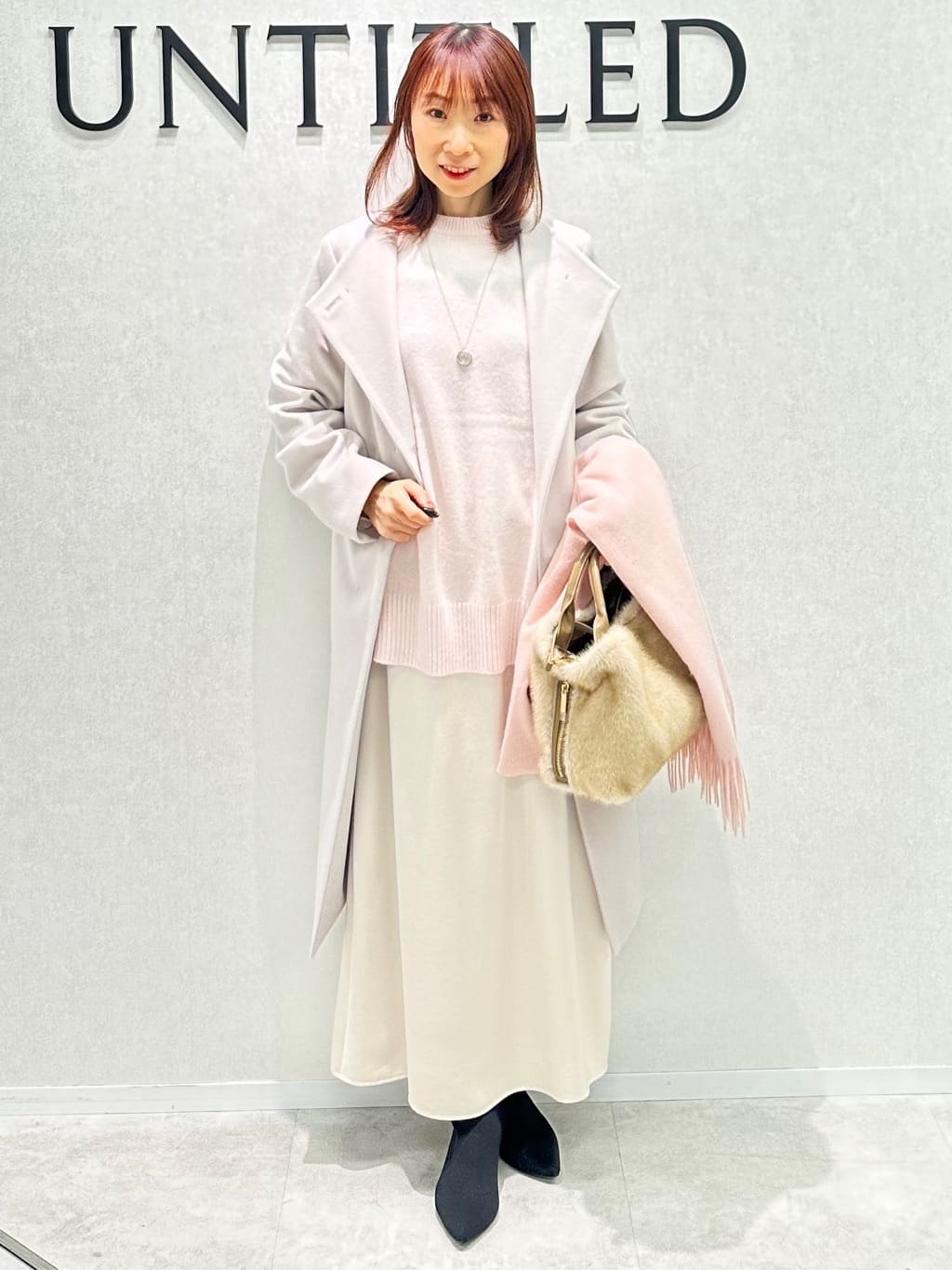 Miwaさんの「UNTITLED｜【重ね着もおすすめ/洗える】ウールカシミヤ クルーネックニット」を使ったコーディネート
