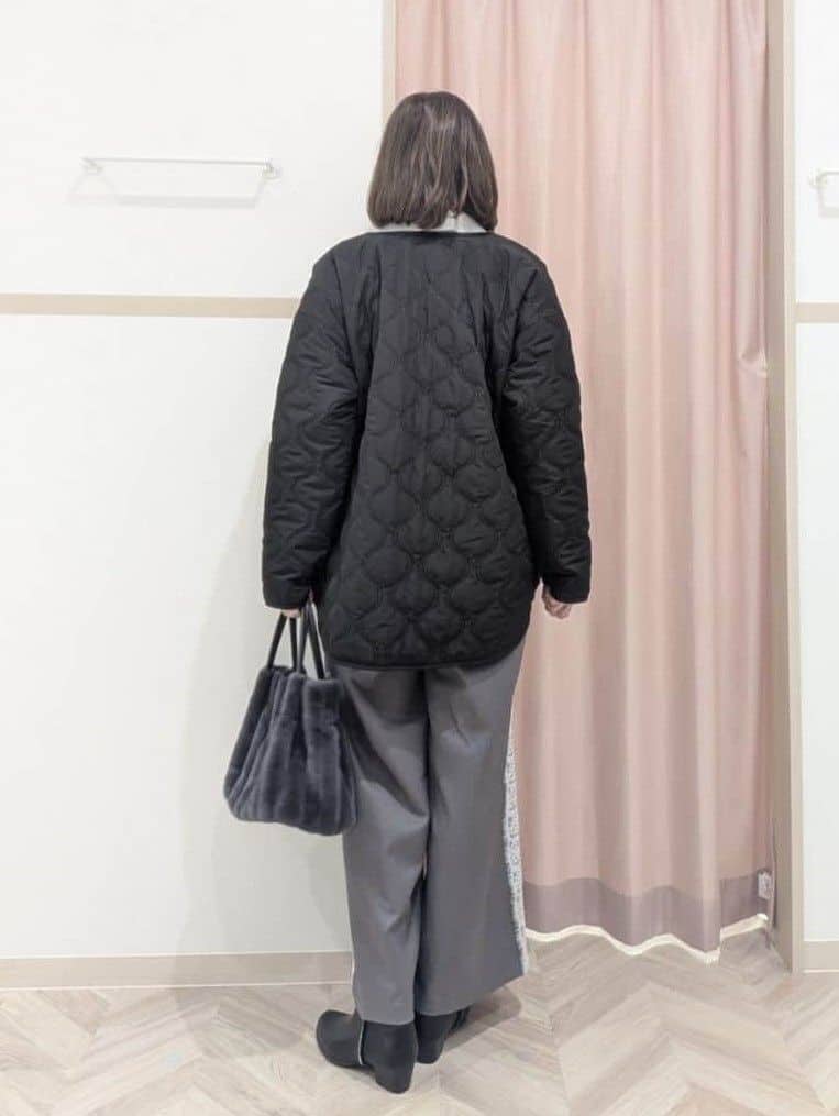 miyuさんの「SHOO･LA･RUE｜サイドレースワイドパンツ」を使ったコーディネート