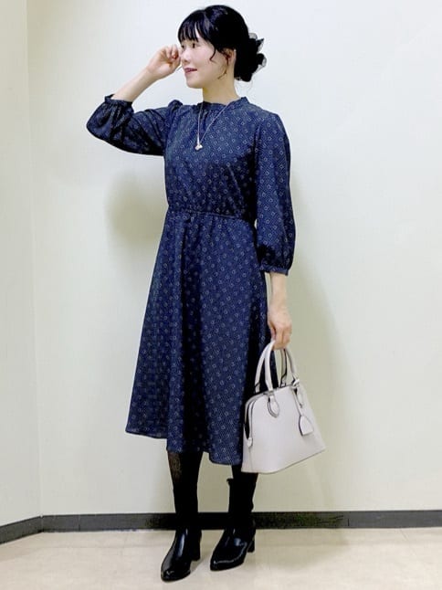  beni_gingerさんの「Reflect｜【きちんと見え／通勤／セレモニーにおすすめ◎】ドット&times;ダイヤ柄ワンピース」を使ったコーディネート