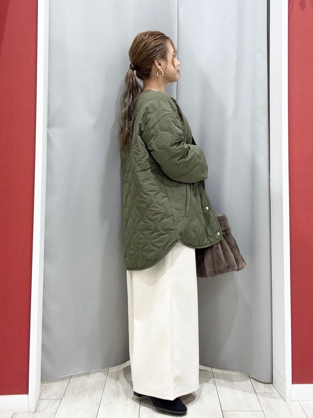shioさんの「SHOO･LA･RUE｜【洗濯機可】美脚見え あったか圧縮ニット ガウチョパンツ」を使ったコーディネート