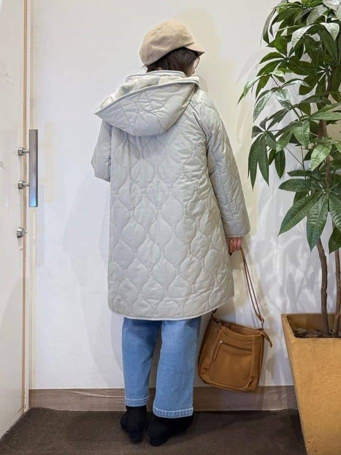 misakiさんの「SHOO･LA･RUE｜【撥水/フード取り外し可】冬に嬉しいこだわり満載 ひょうたん柄キルトコート」を使ったコーディネート