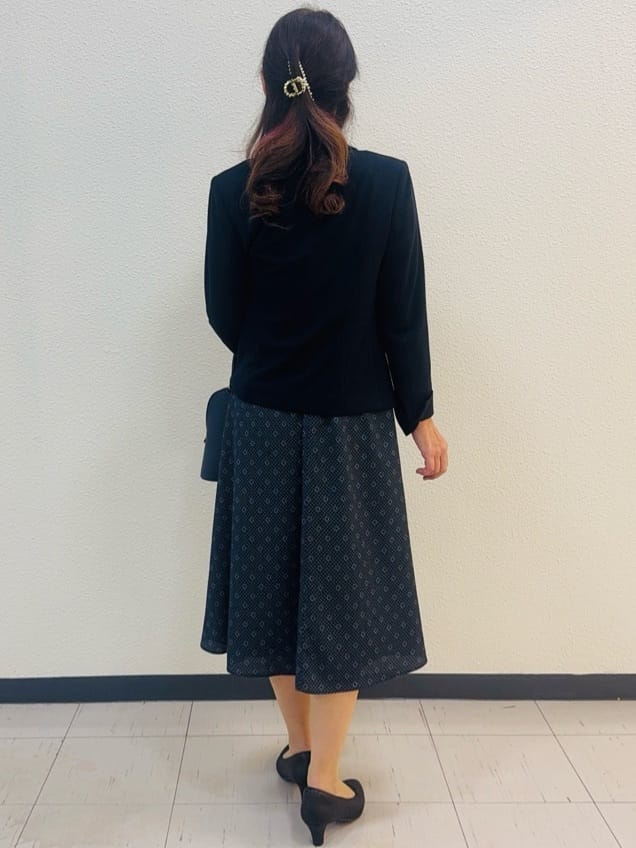 ⭐︎Eimi⭐︎さんの「Reflect｜【きちんと見え／通勤／セレモニーにおすすめ◎】ドット&times;ダイヤ柄ワンピース」を使ったコーディネート