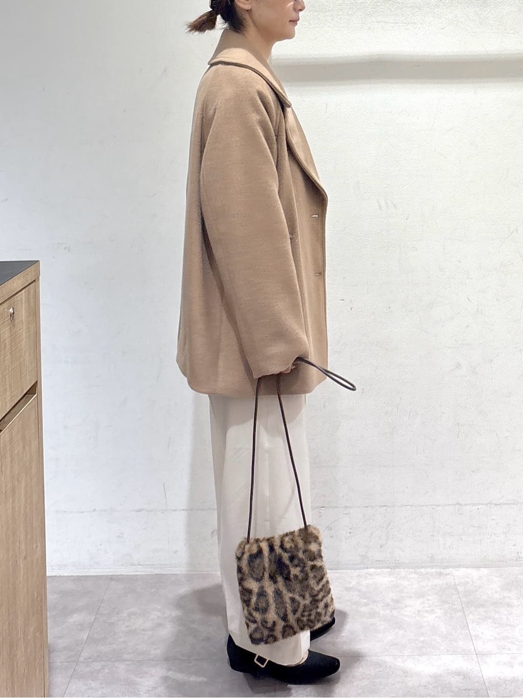 たけねぇさんの「OPAQUE.CLIP｜カシミヤブレンドウールミドルピーコート」を使ったコーディネート