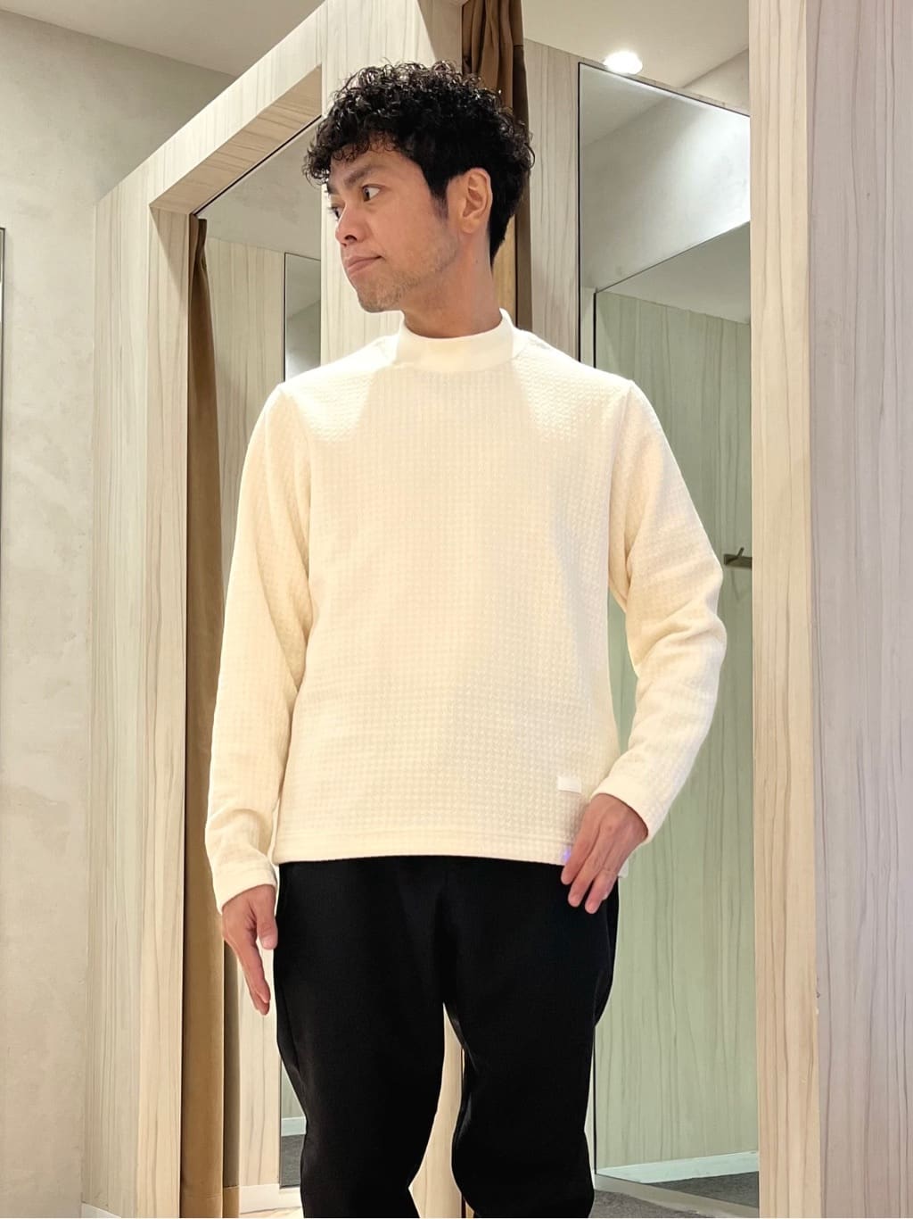 URAさんの「TAKEO KIKUCHI｜【None Of Stress】ストレッチ ダウンブルゾン」を使ったコーディネート