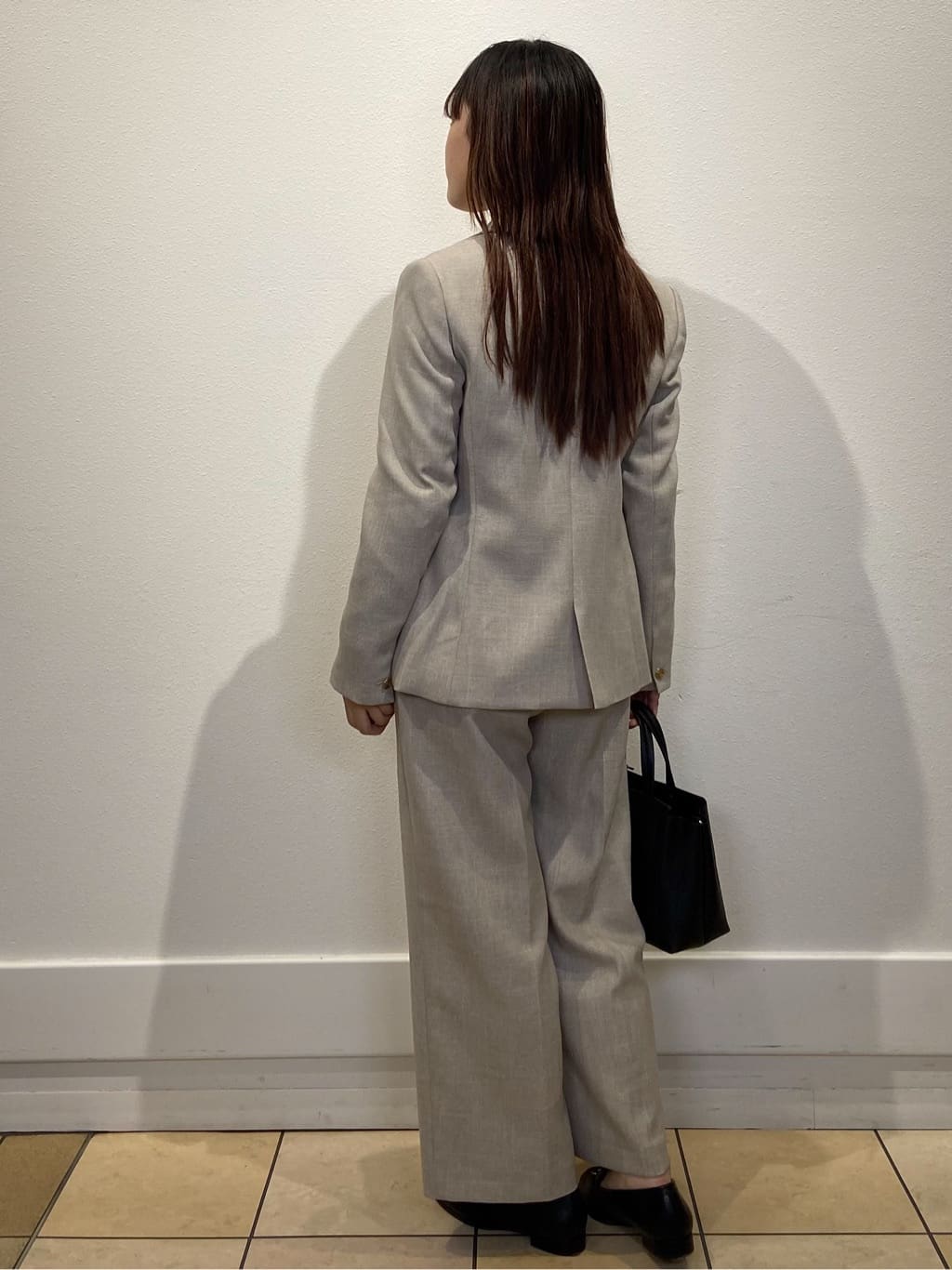 kimiさんの「index｜ワイドストレートパンツ／セットアップ対応可【洗濯機OK／イージーアイロン】」を使ったコーディネート