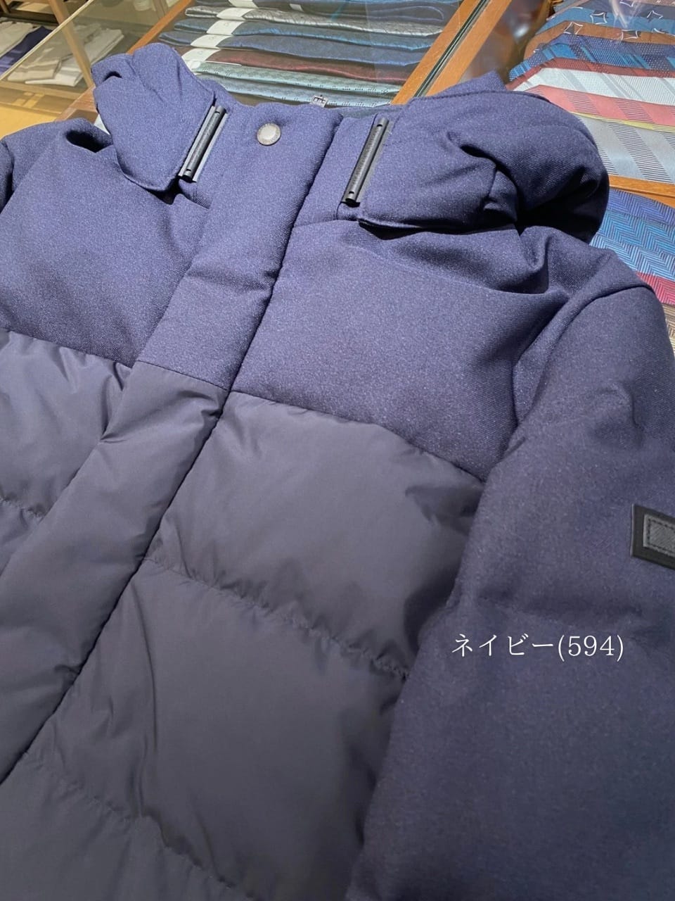 小南大和さんの「TAKEO KIKUCHI｜カラーコンビ ダウンブルゾン」を使ったコーディネート