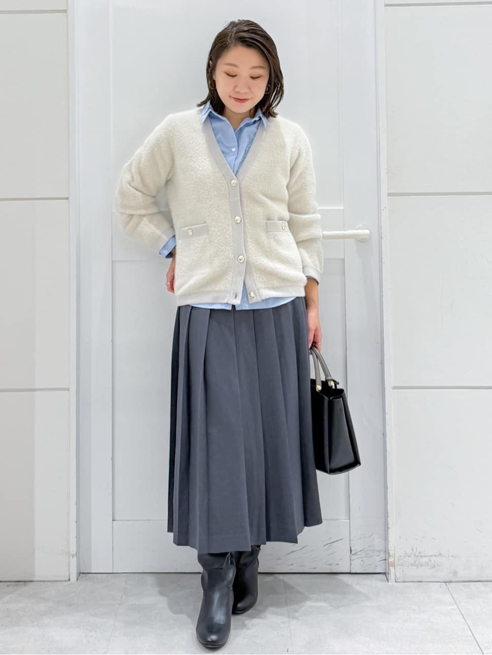 yuka.aさんの「OPAQUE.CLIP｜ポケット刺繍レギュラーカラーシャツ【洗濯機OK】」を使ったコーディネート