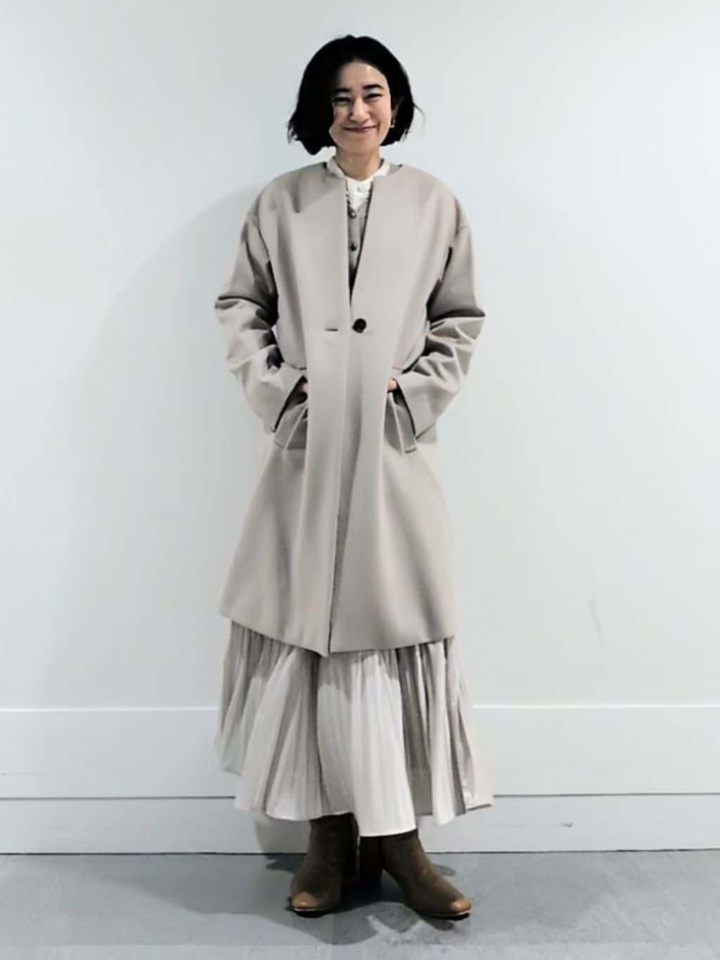 ミズタさんの「UNTITLED｜【日本製／通勤／フォーマル】カシミヤ混ノーカラーコート」を使ったコーディネート