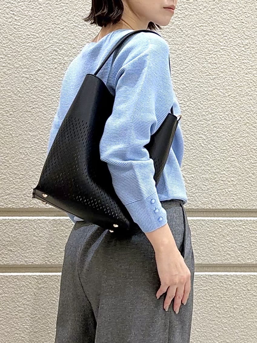 Takahashiさんの「COUP DE CHANCE｜【手洗い可／日本製】タックワイドパンツ」を使ったコーディネート